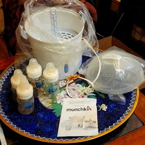 MUNCHKIN STEAM GUARD ELECTRIC STERILIZER